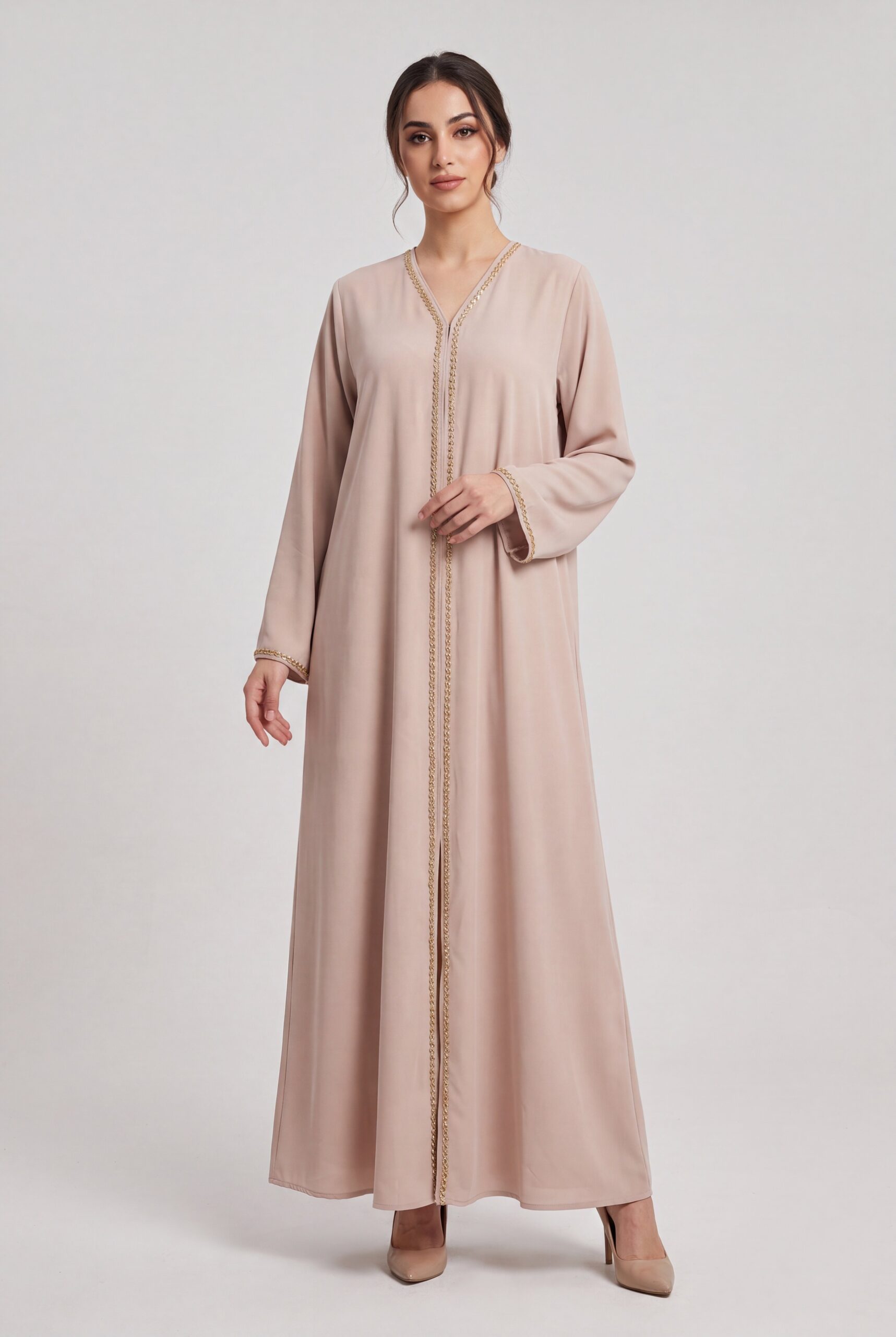 hf_20260728_103129_57684370-ecc3-4263-bda6-1d9f8e1ab8fa Amira - Image 1